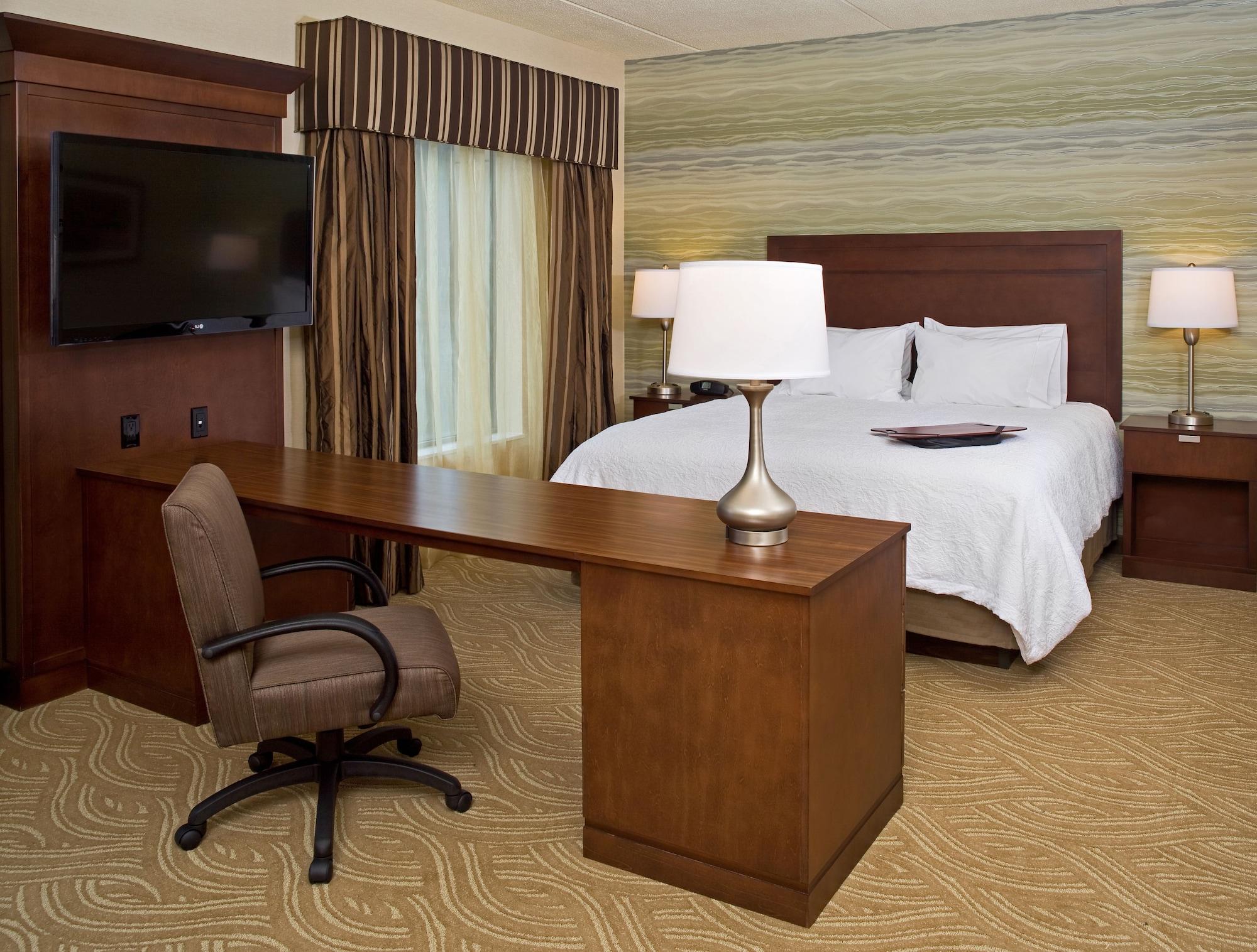 Hampton Inn & Suites Pittsburgh Waterfront West Homestead Bagian luar foto