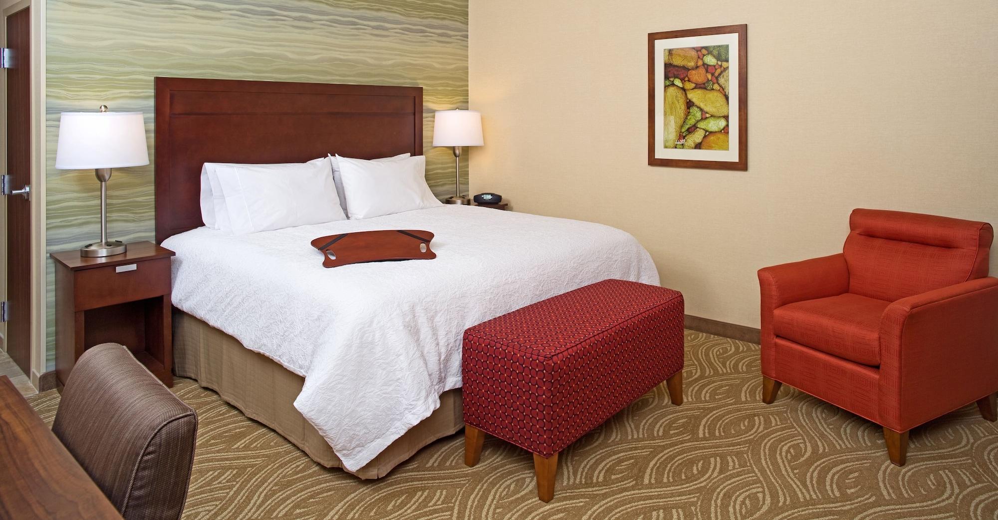 Hampton Inn & Suites Pittsburgh Waterfront West Homestead Bagian luar foto