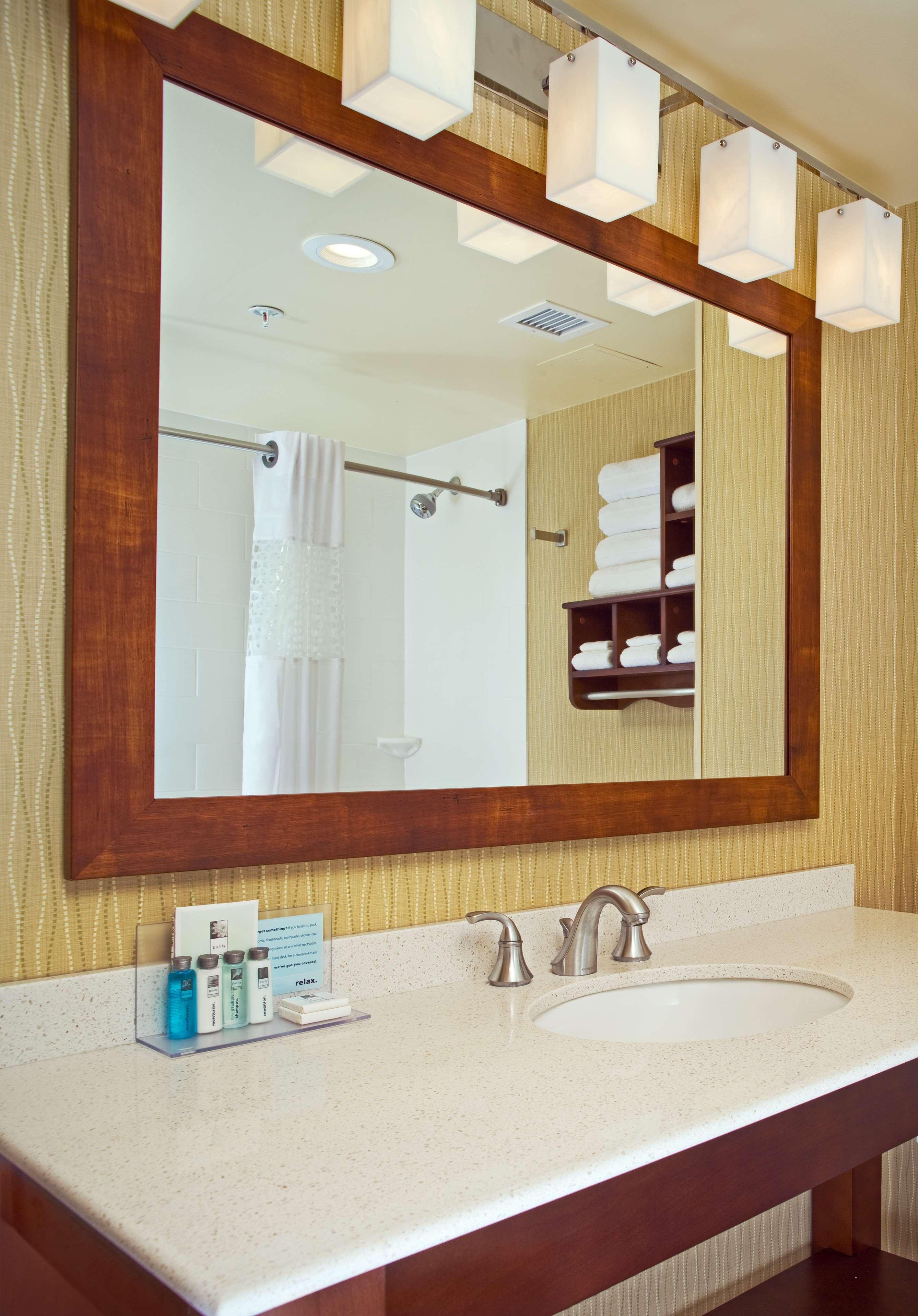 Hampton Inn & Suites Pittsburgh Waterfront West Homestead Bagian luar foto