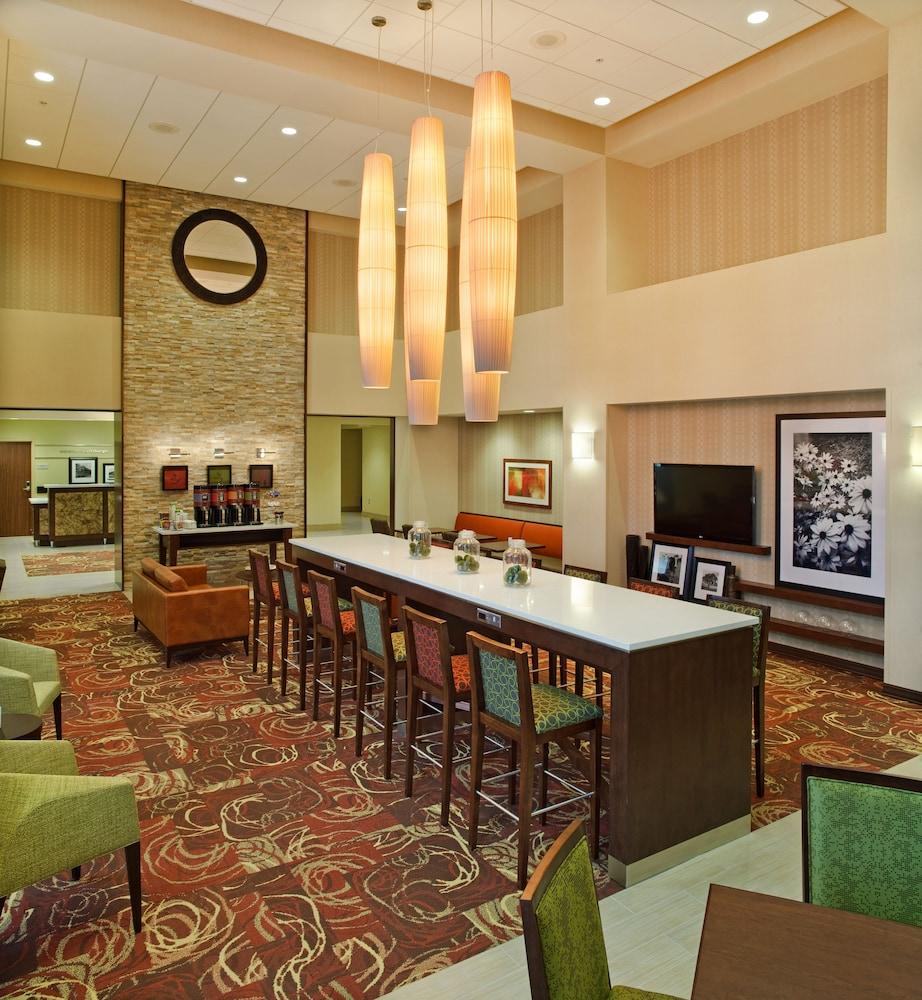 Hampton Inn & Suites Pittsburgh Waterfront West Homestead Bagian luar foto