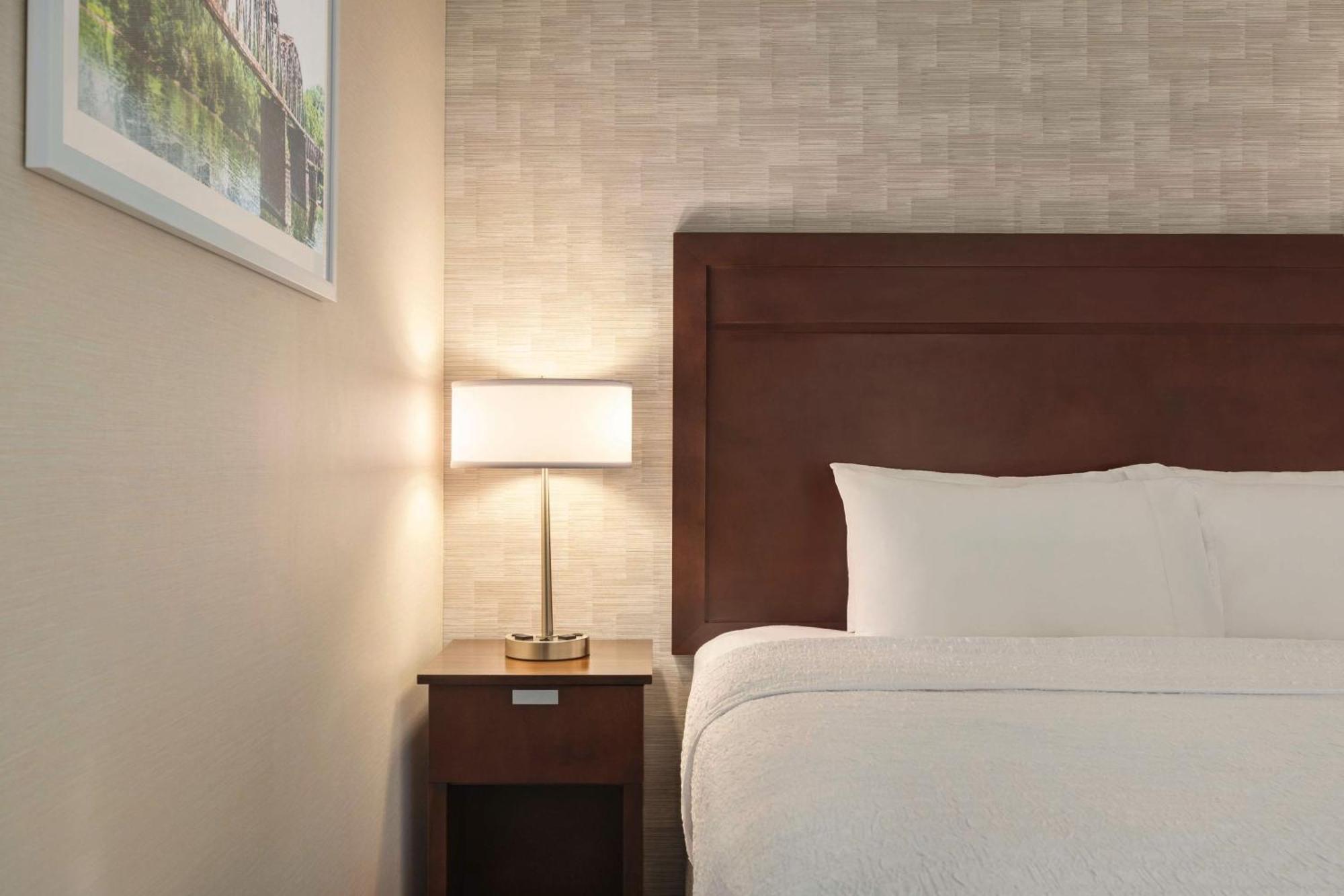 Hampton Inn & Suites Pittsburgh Waterfront West Homestead Bagian luar foto