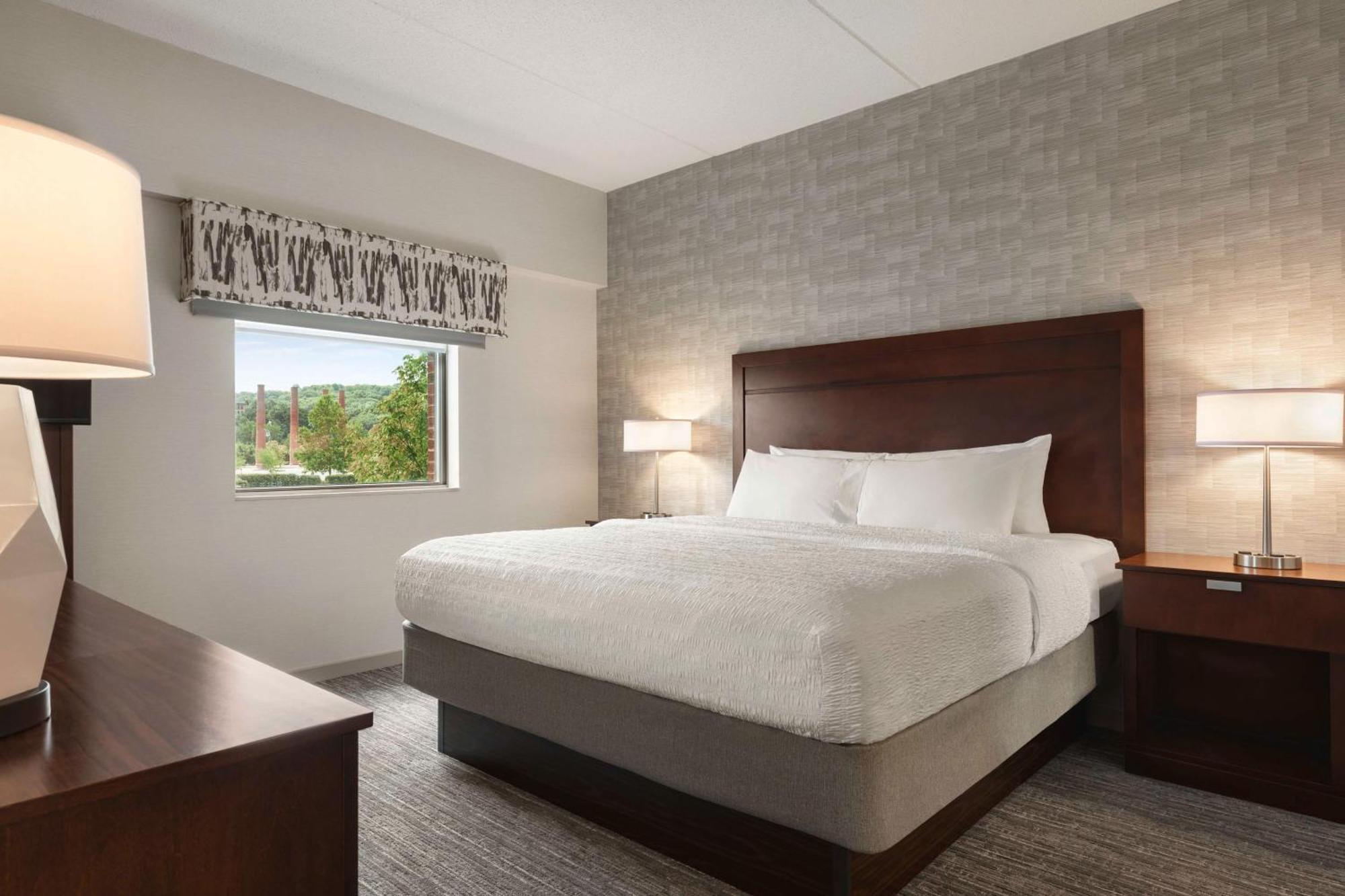 Hampton Inn & Suites Pittsburgh Waterfront West Homestead Bagian luar foto
