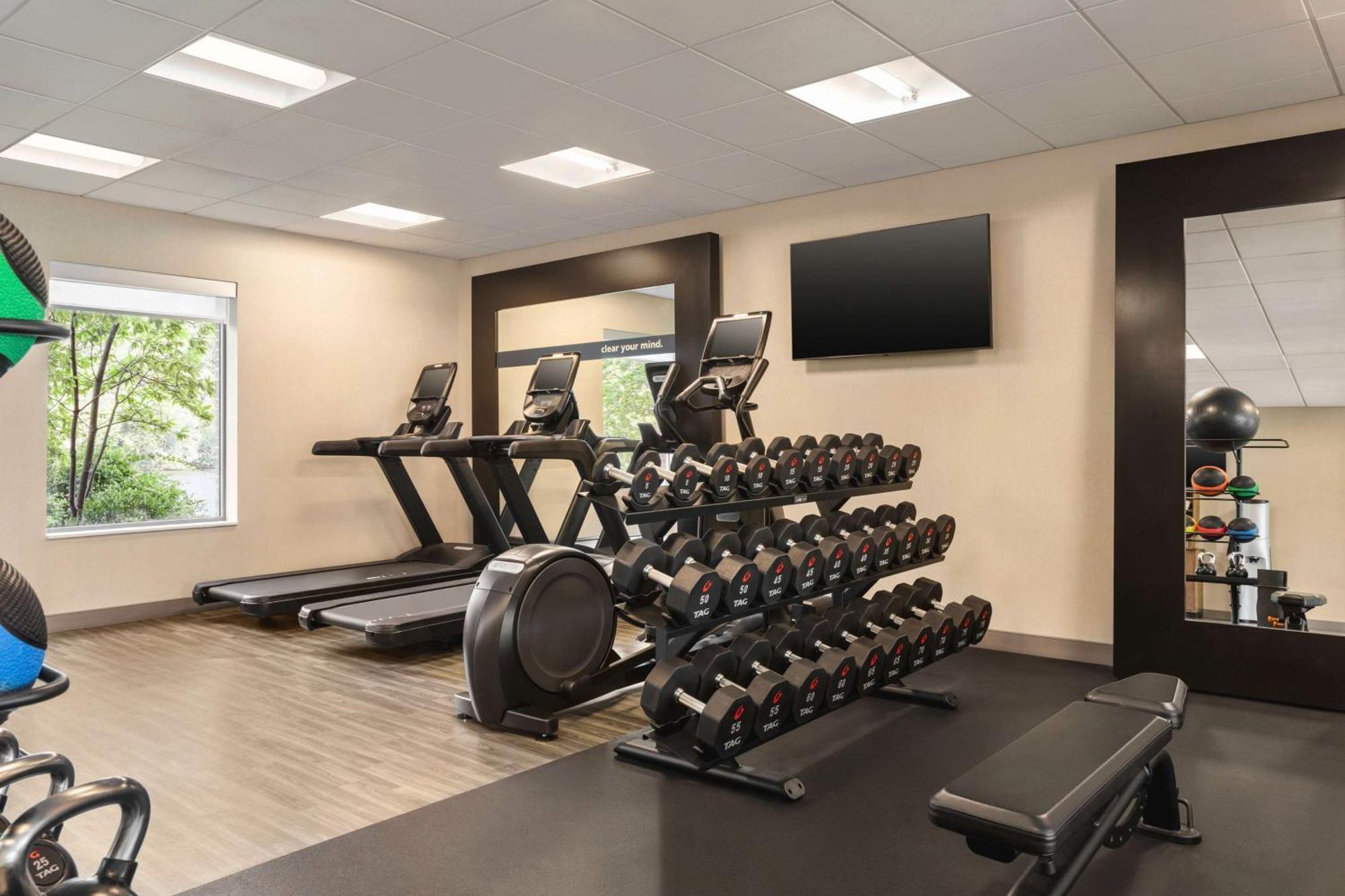 Hampton Inn & Suites Pittsburgh Waterfront West Homestead Bagian luar foto